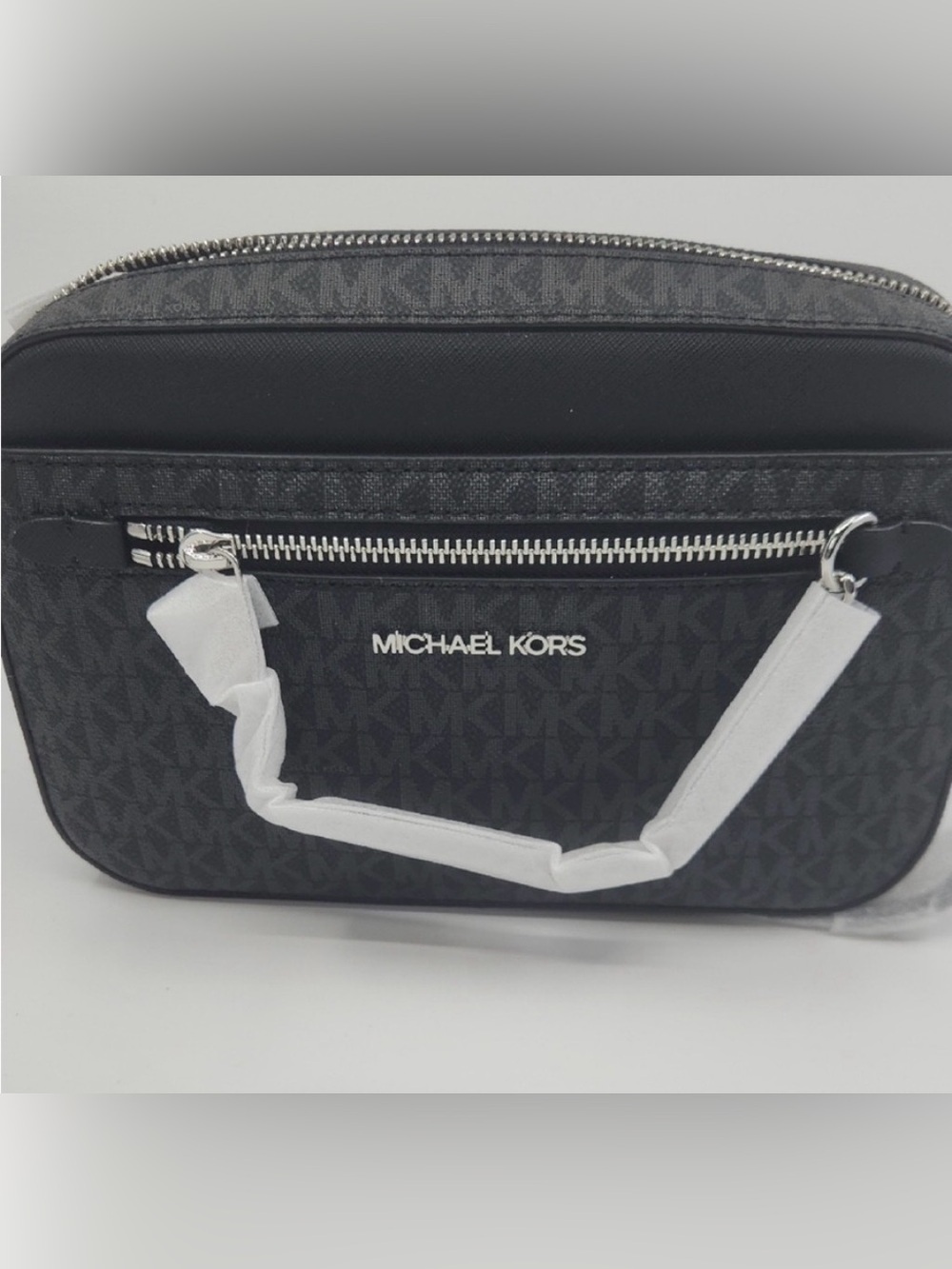 MICHAEL Michael Kors Black Jet Set Crossbody. NWT